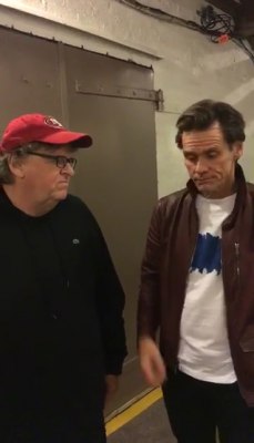 michael-moore-backstage127.jpg
