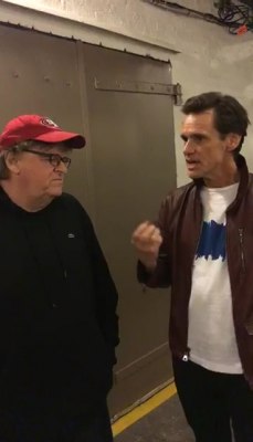 michael-moore-backstage128.jpg